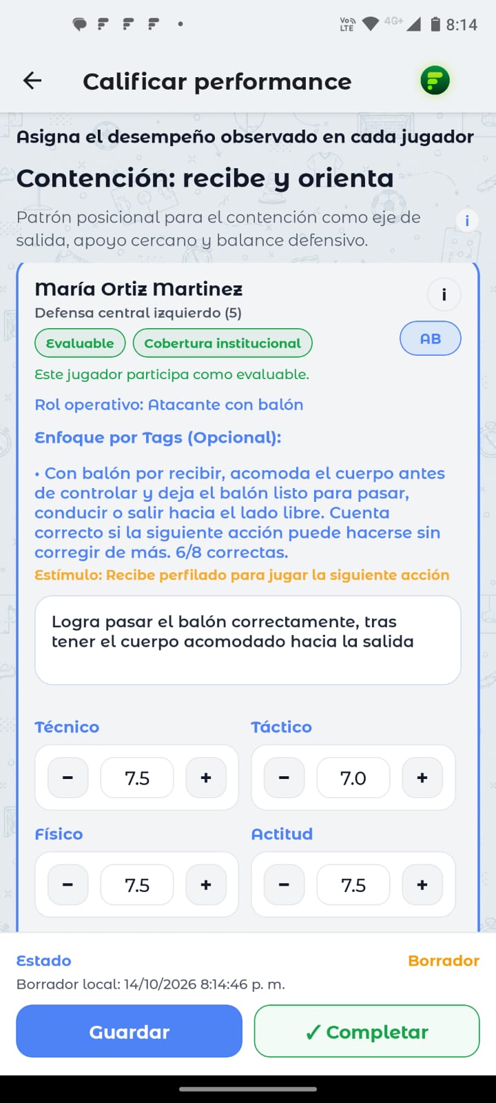 Calificar performance de María Ortiz Martínez en cuatro dimensiones